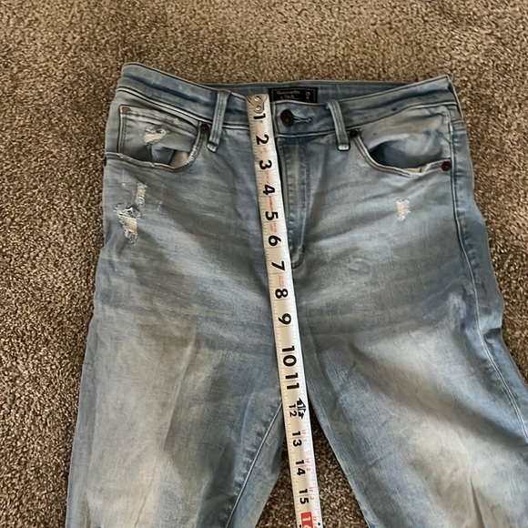 Abercrombie and Fitch Simone high-rise ankle jeans - Picture 4 of 6